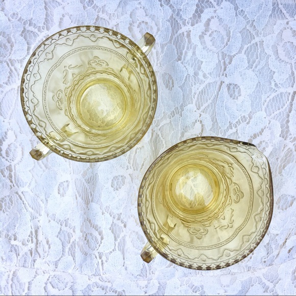 HP! Vintage ❉ Patrician Spoke Glass Cream & Sugar Set - Picture 5 of 8